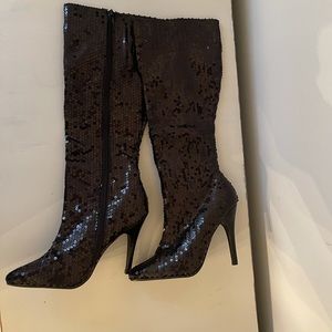 Ellie Sequined Boots Black Size 8